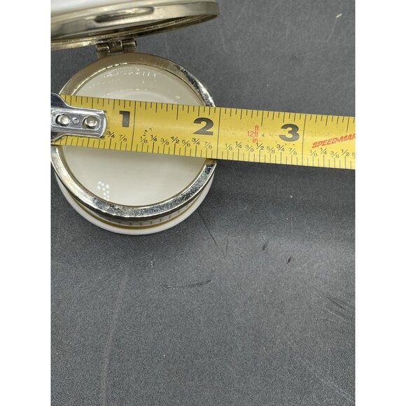 Eximious Trinket Box England Christmas Carolers Porcelain Round - Picture 6 of 7